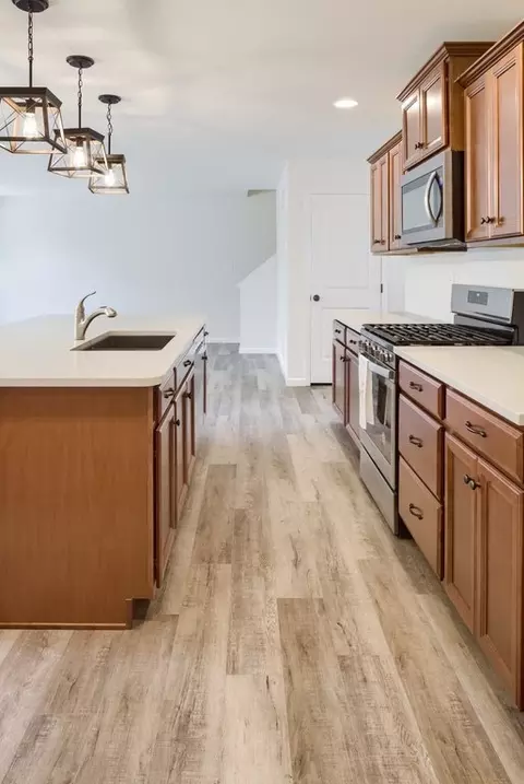 Kitchen - 489 Darrow Rd, York, PA 17404 photo 48 of 74