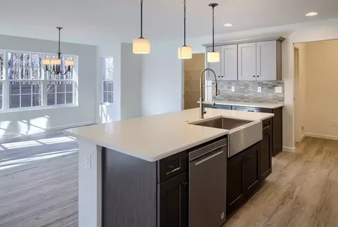 Kitchen - 489 Darrow Rd, York, PA 17404 photo 35 of 74