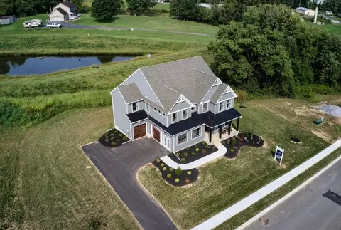 View/Area - 489 Darrow Rd, York, PA 17404 photo 5 of 20