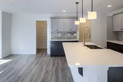Kitchen - 489 Darrow Rd, York, PA 17404 photo 40 of 74
