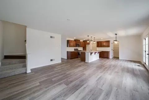 Living - 489 Darrow Rd, York, PA 17404 photo 10 of 20