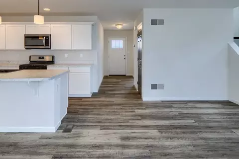Entry Way - 489 Darrow Rd, York, PA 17404 photo 4 of 11
