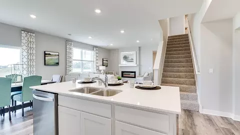 Kitchen - 1878 Rainier Dr, Shakopee, MN 55379 photo 3 of 8
