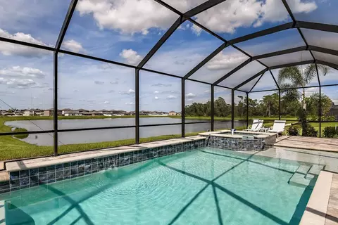Exterior - 3386 Yellow Leaf Cir, Spring Hill, FL 34609 photo 3 of 7