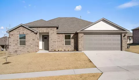 100 Rickett St, Pea Ridge, AR 72751