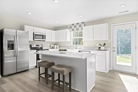 Kitchen - 2413 Greywall Blvd, Plainfield, IL 60586 photo 2 of 5