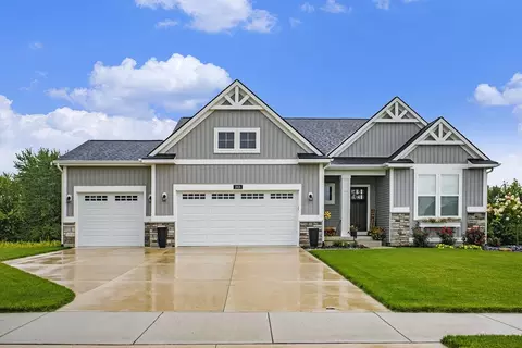 Exterior - Tormiston Drive, Haslett, MI 48840 photo 5 of 11