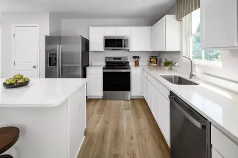 Kitchen - 366 Cartecay Dr, Calhoun, GA 30701 photo 6 of 7