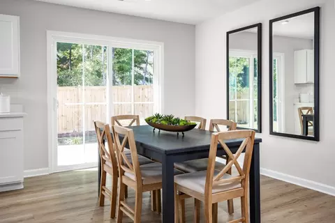 Dining - 366 Cartecay Dr, Calhoun, GA 30701 photo 2 of 3