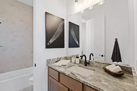 Bath - 545 Sperling Fls, Cibolo, TX 78108 photo 6 of 8