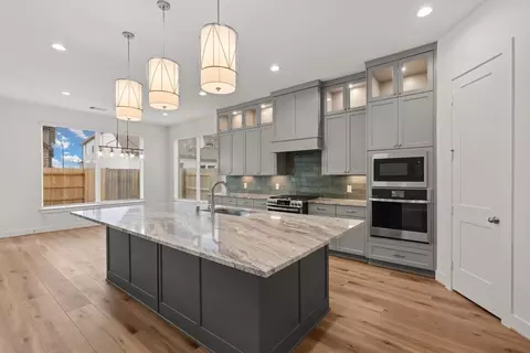 Kitchen - 545 Sperling Fls, Cibolo, TX 78108 photo 1 of 4