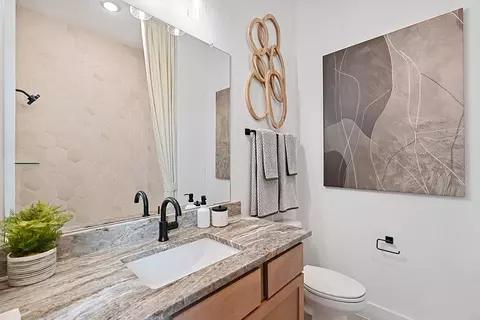 Bath - 545 Sperling Fls, Cibolo, TX 78108 photo 4 of 8