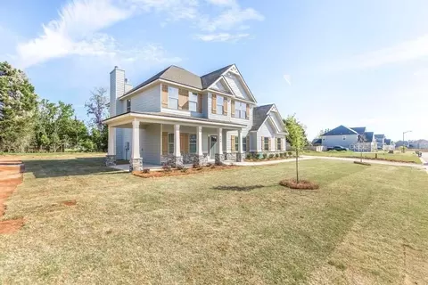 Exterior - 102 Beaver Creek Way, Lagrange, GA 30241 photo 3 of 15