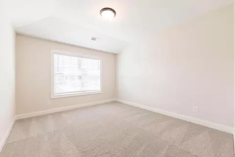 Bedroom - 102 Beaver Creek Way, Lagrange, GA 30241 photo 6 of 9