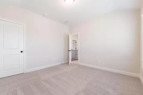 Bedroom - 102 Beaver Creek Way, Lagrange, GA 30241 photo 3 of 9