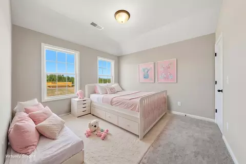 Bedroom - 101 Beaver Crk, Lagrange, GA 30241 photo 2 of 4