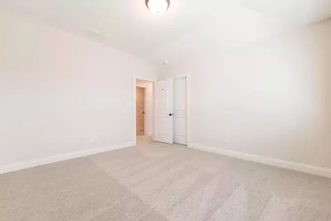 Bedroom - 102 Beaver Creek Way, Lagrange, GA 30241 photo 7 of 9