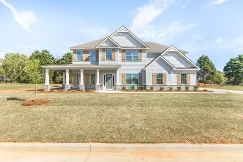 102 Beaver Creek Way, Lagrange, GA 30241