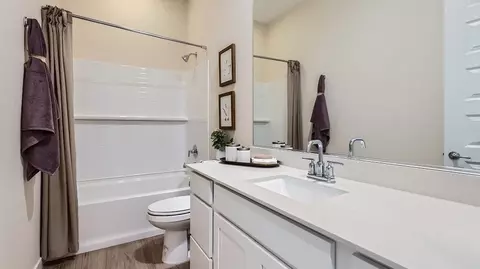 Bath - 9641 W Weldon Ave, Phoenix, AZ 85037 photo 4 of 5