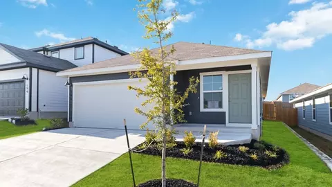 222 Arnold Loop, Uhland, TX 78640