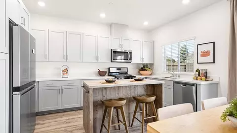 Kitchen - 886 Pico Pl, Chico, CA 95973 photo 3 of 3