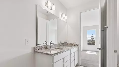 Bath - 1772 Satilla Ave, Saint Cloud, FL 34771 photo 3 of 3