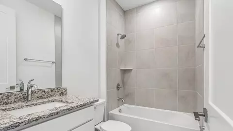Bath - 1772 Satilla Ave, Saint Cloud, FL 34771 photo 1 of 3