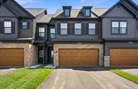 2900 Preserve Cir, Aurora, IL 60502