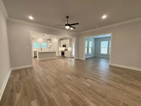 Living - 234 E Tweet St, Freeport, FL 32439 photo 1 of 3