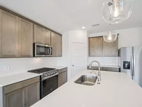 4212 Texoma Dr, Pflugerville, TX 78660