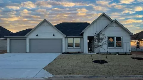 490 Sonoma St, Fredericksburg, TX 78624