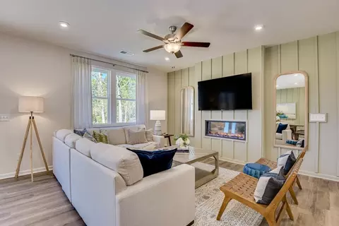 Living - 709 Feldspar Ct, Chapin, SC 29036 photo 6 of 7