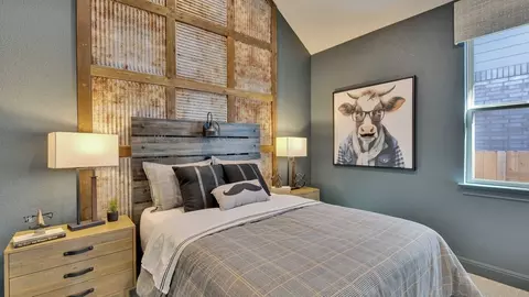 Bedroom - 13708 Tucker Hedge Pass, Elgin, TX 78621 photo 9 of 13