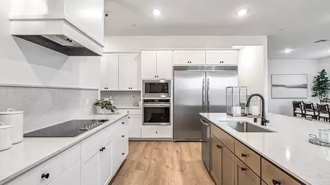 Kitchen - 8409 Ponderosa Ave, Shafter, CA 93263 photo 1 of 6