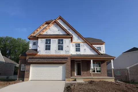5505 White Pine Ln, Hamilton, OH 45011