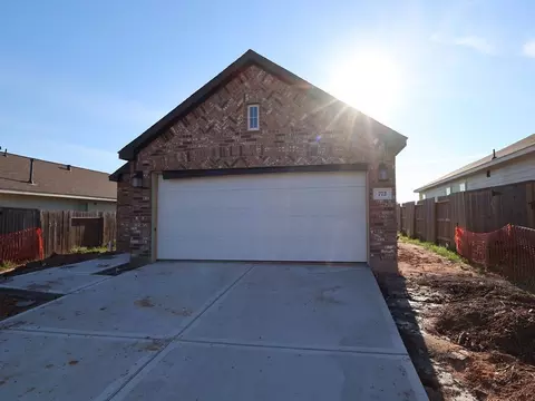 772 Autumn Cherry Trl, Magnolia, TX 77354