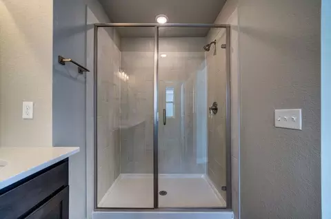 Bath - 13502 Arriba Dr, Peyton, CO 80831 photo 5 of 8