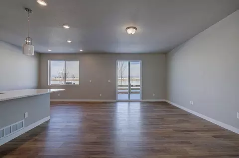 Living - 13502 Arriba Dr, Peyton, CO 80831 photo 7 of 9