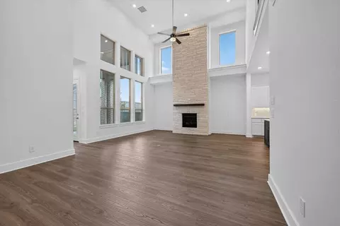Living - 2213 Pinner Ct, Celina, TX 75009 photo 2 of 3