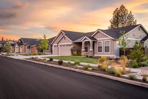 Exterior - 3018 NW Celilo Ln, Bend, OR 97703 photo 3 of 12