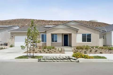 17879 Cirrus Dr, Santa Clarita, CA 91351