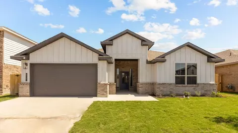 6900 Expedition Dr, Midland, TX 79707
