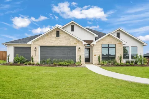 Exterior - 318 Boots Ct, Lorena, TX 76655 photo 1 of 4