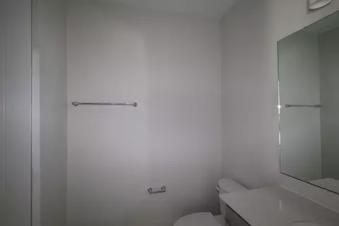 Bath - 1341 Hyde St, Saint Cloud, FL 34771 photo 4 of 5