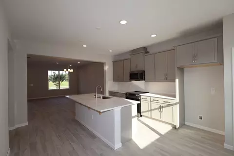 Kitchen - 1341 Hyde St, Saint Cloud, FL 34771 photo 2 of 10