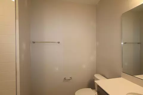 Bath - 1341 Hyde St, Saint Cloud, FL 34771 photo 1 of 5