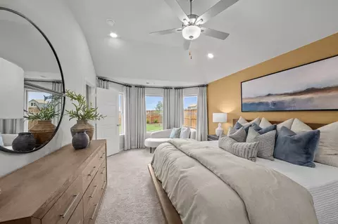 Bedroom - 2101 Paradise Valley Dr, Mesquite, TX 75149 photo 4 of 4