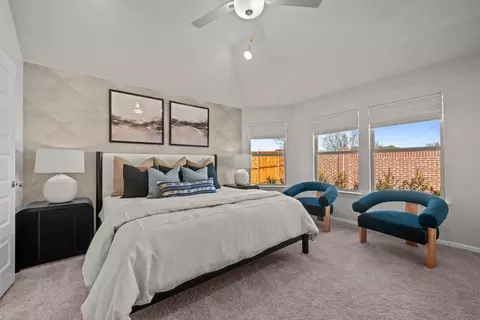 Bedroom - 2101 Paradise Valley Dr, Mesquite, TX 75149 photo 3 of 4
