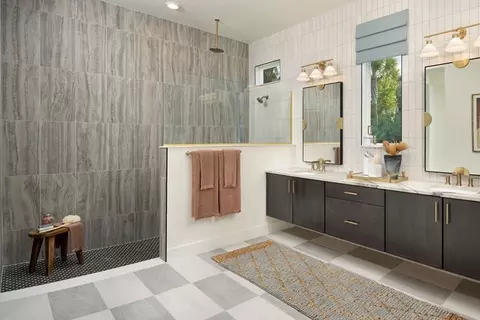 Bath - 18172 Foxtail Loop, Venice, FL 34293 photo 1 of 1