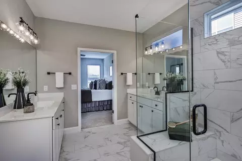 Bath - 6093 St Charles St, Cottleville, MO 63304 photo 3 of 5